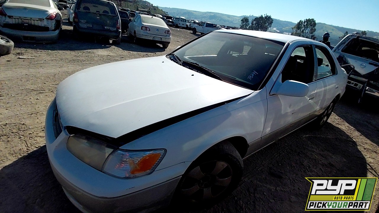 2000 TOYOTA CAMRY partes disponibles
