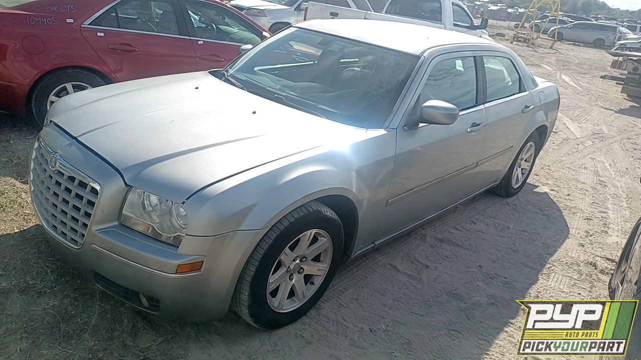 2006 CHRYSLER 300 available for parts