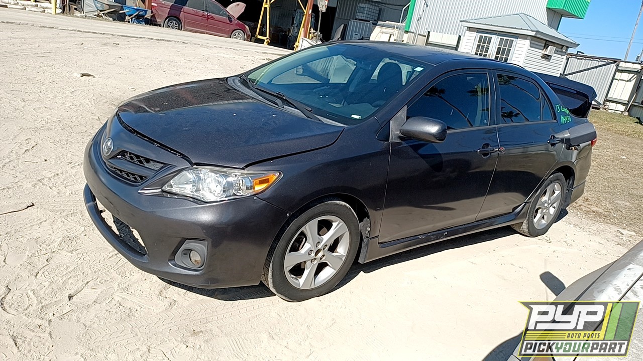 2013 TOYOTA COROLLA partes disponibles