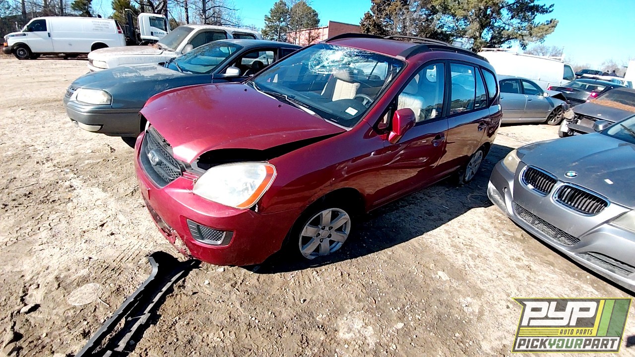 2008 KIA RONDO partes disponibles