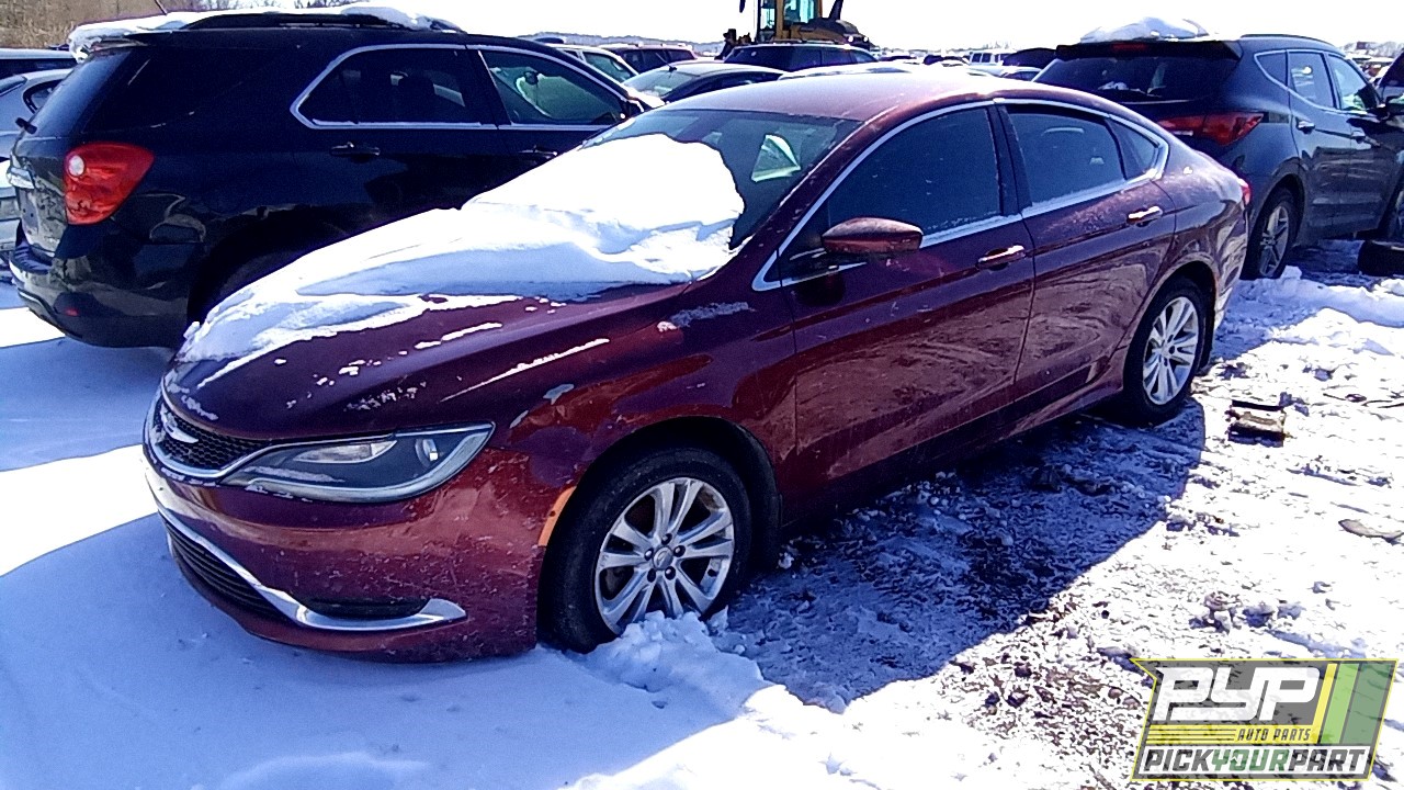 2015 CHRYSLER 200 partes disponibles