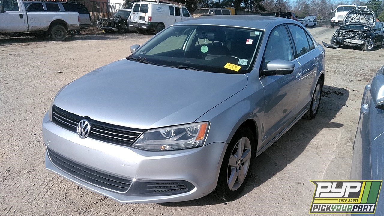 2013 VOLKSWAGEN JETTA partes disponibles