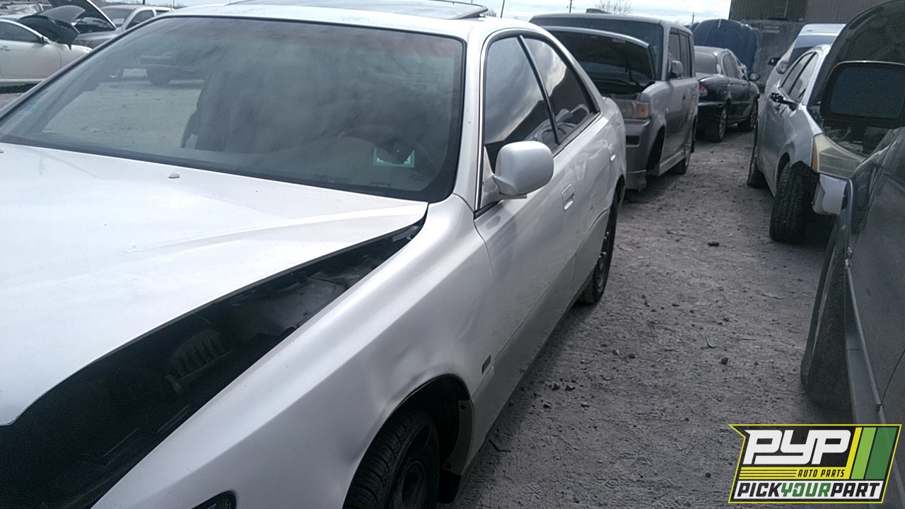 2001 LEXUS ES300 partes disponibles