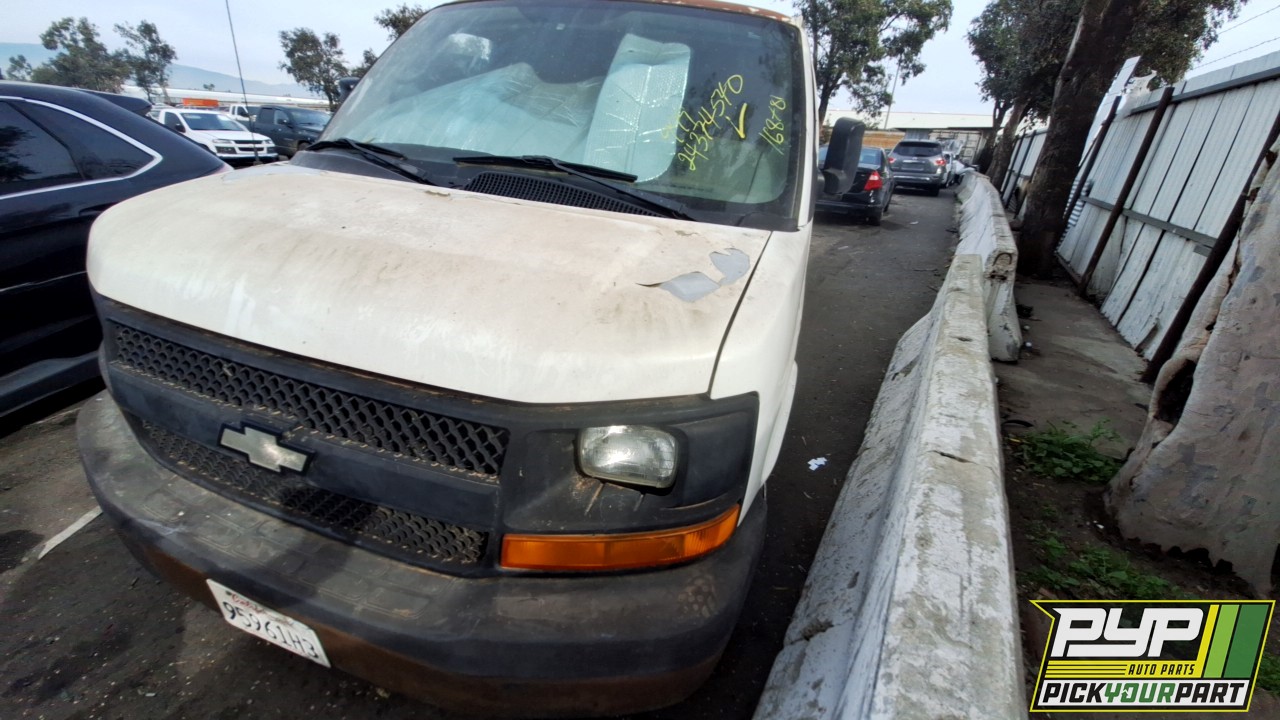 2005 CHEVROLET EXPRESS 2500 partes disponibles