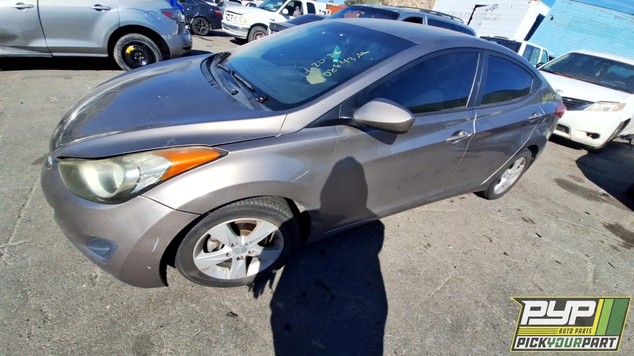 2013 HYUNDAI ELANTRA partes disponibles