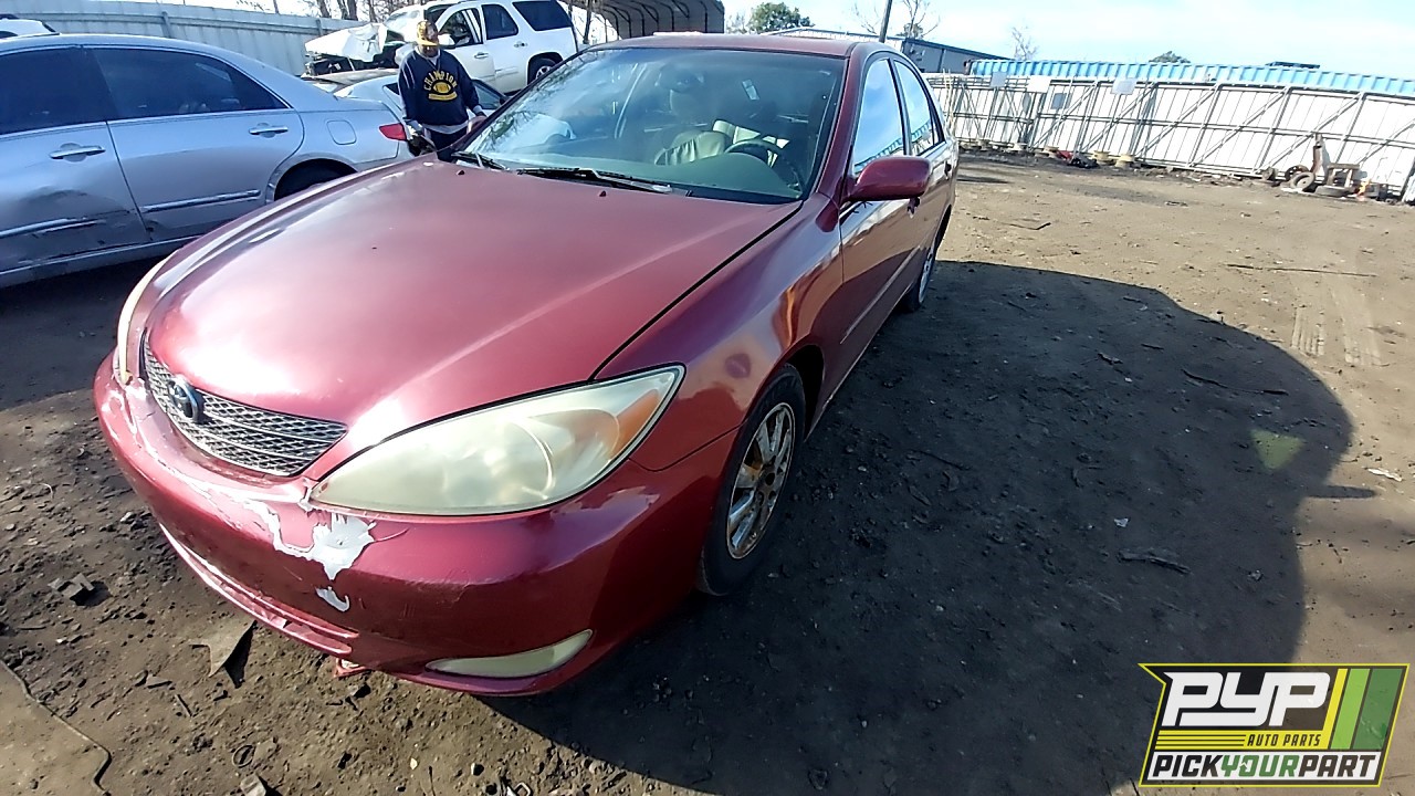 2004 TOYOTA CAMRY partes disponibles