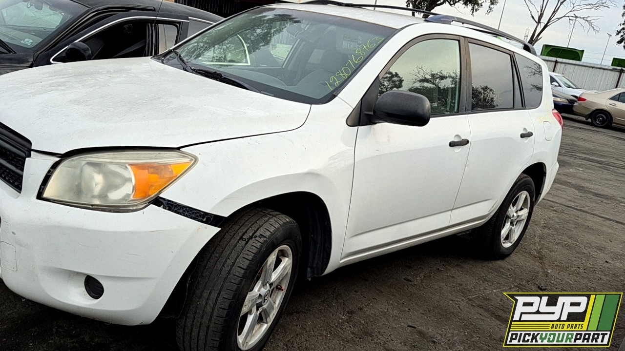 2006 TOYOTA RAV4 partes disponibles