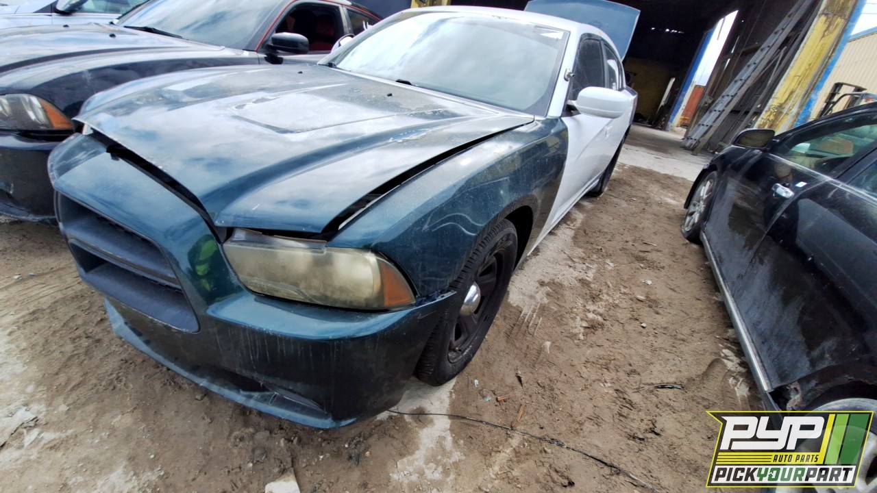 2012 DODGE CHARGER partes disponibles