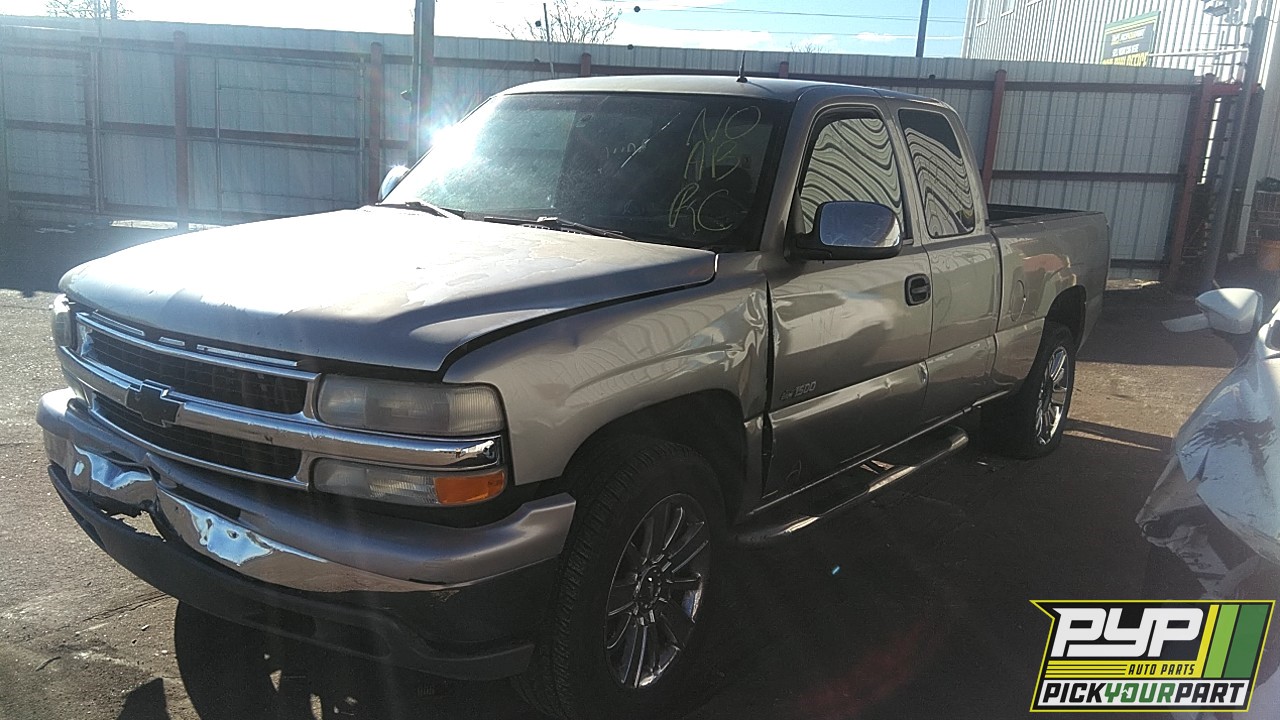 2001 CHEVROLET SILVERADO 1500 available for parts