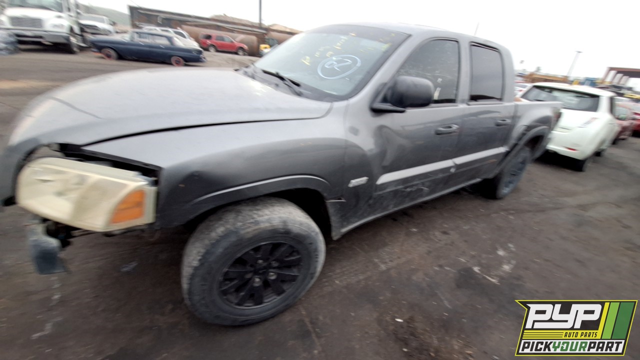 2006 MITSUBISHI RAIDER partes disponibles