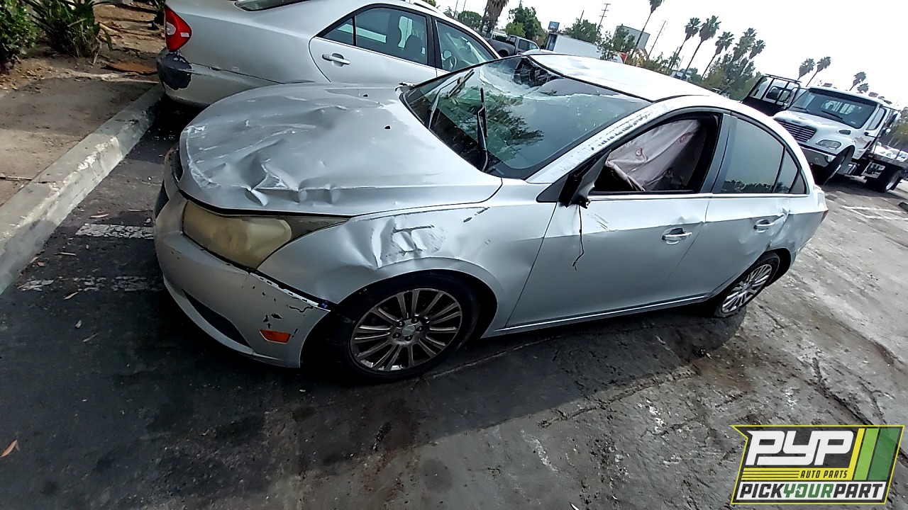 2013 CHEVROLET CRUZE partes disponibles