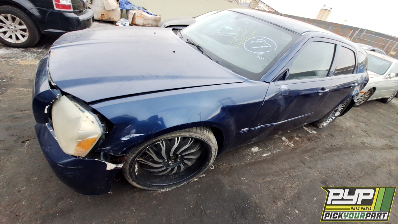 2005 DODGE MAGNUM available for parts