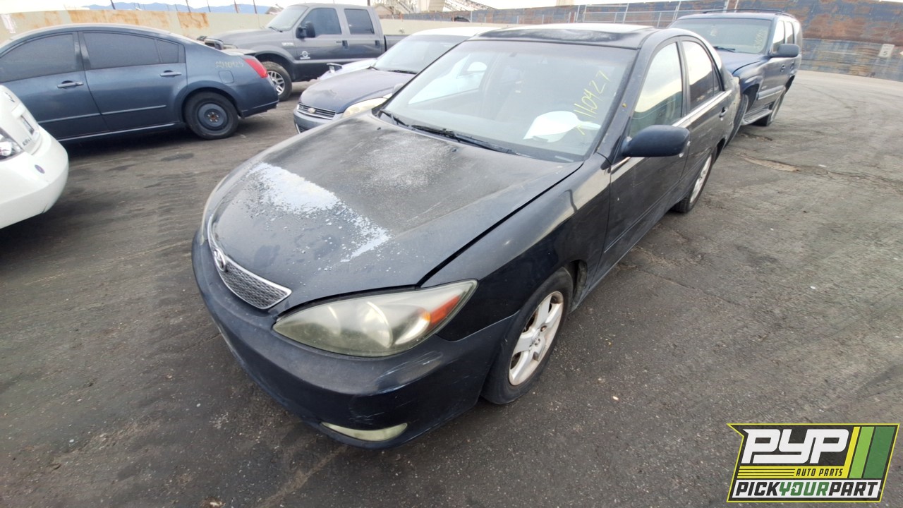 2004 TOYOTA CAMRY partes disponibles