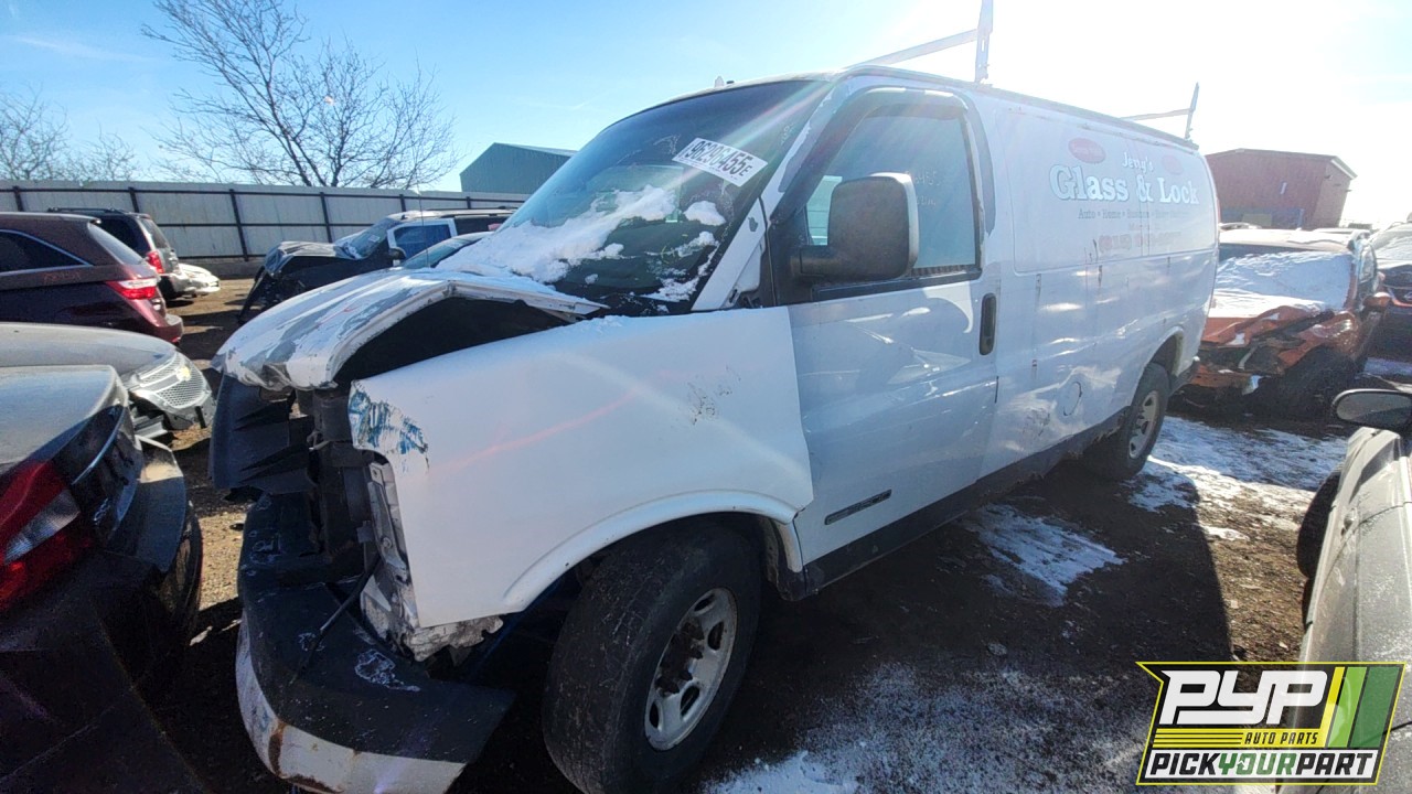2004 GMC SAVANA 2500 available for parts