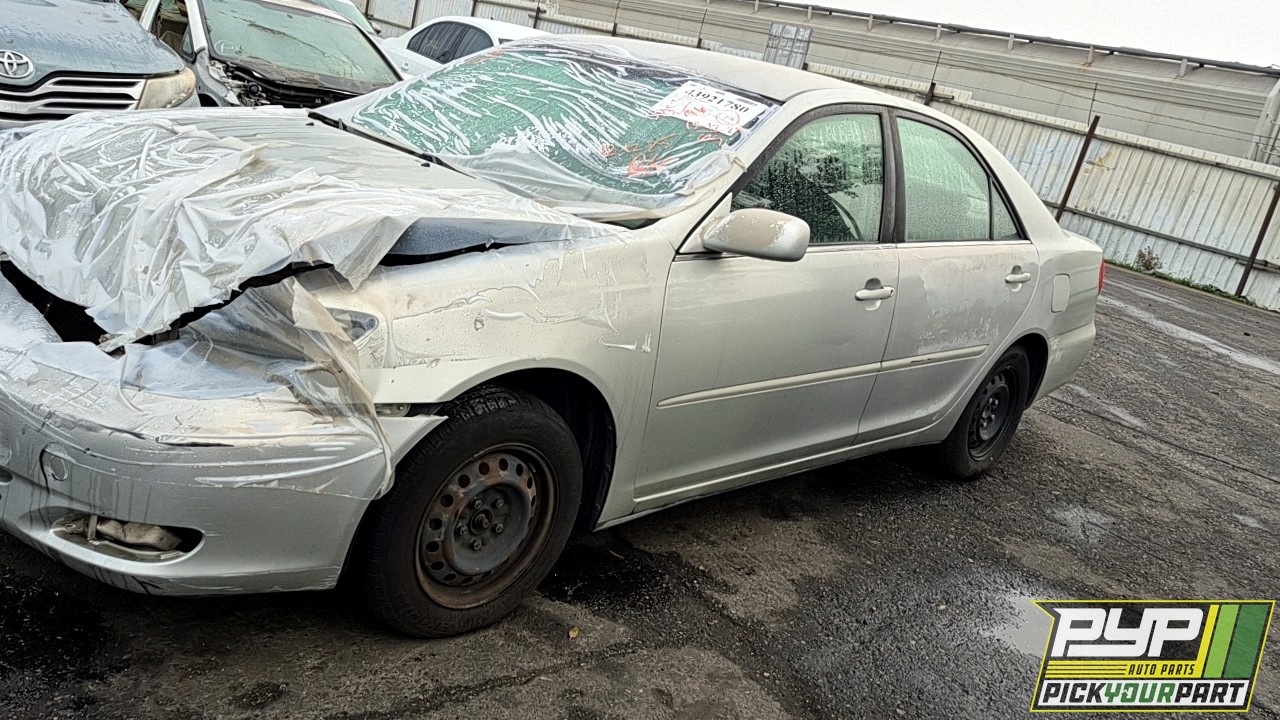 2003 TOYOTA CAMRY partes disponibles