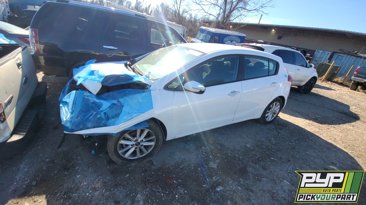 2017 KIA FORTE5 partes disponibles