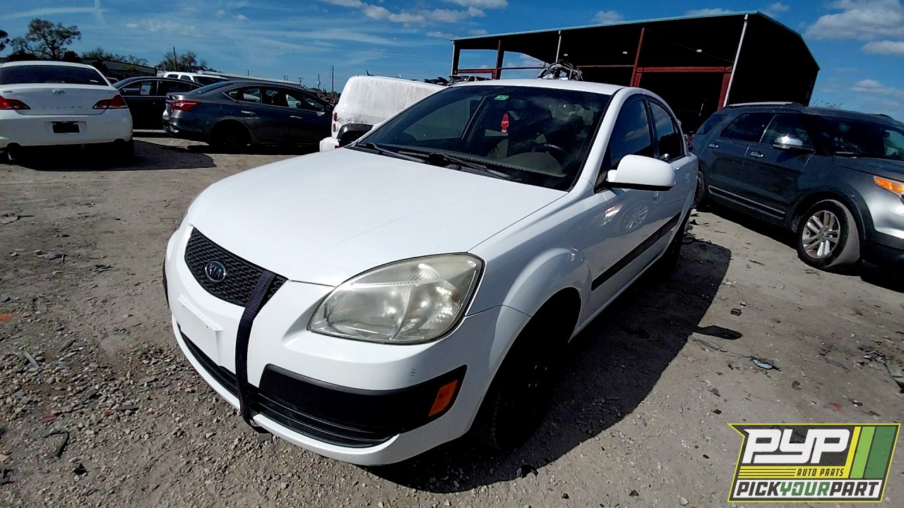 2009 KIA RIO available for parts