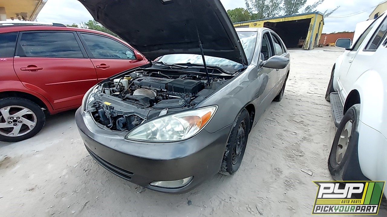 2003 TOYOTA CAMRY partes disponibles