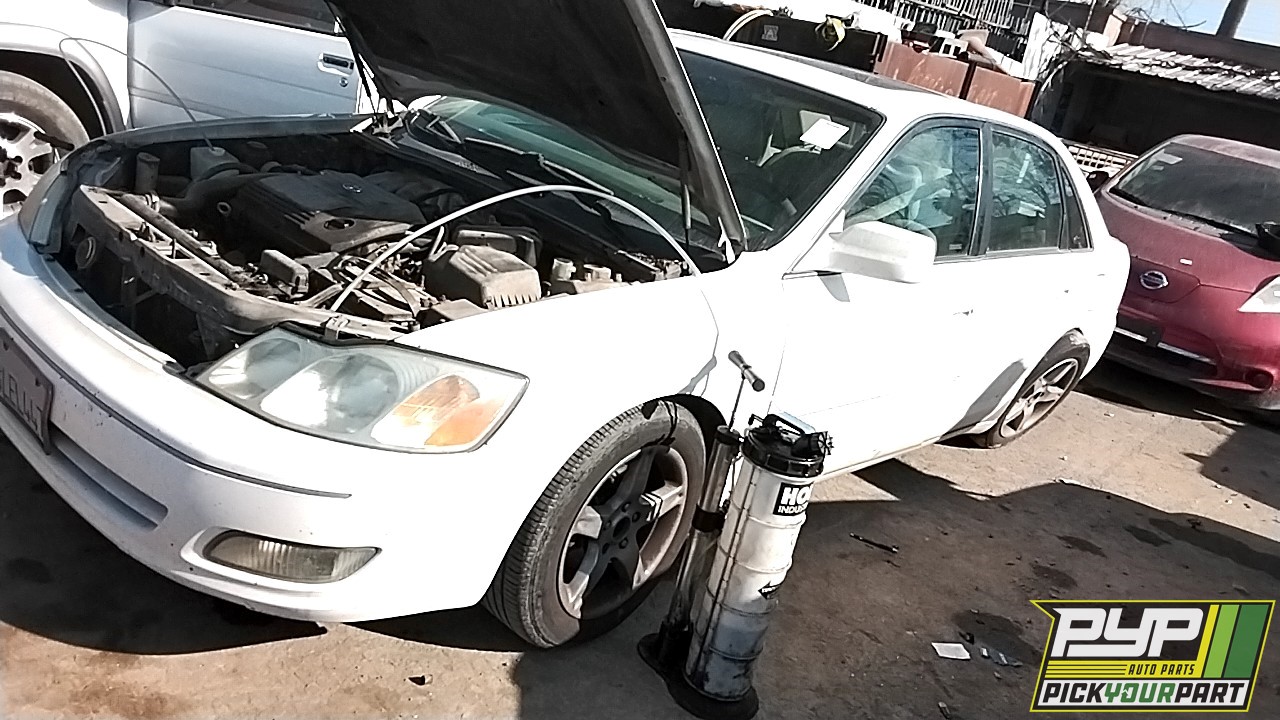 2000 TOYOTA AVALON available for parts