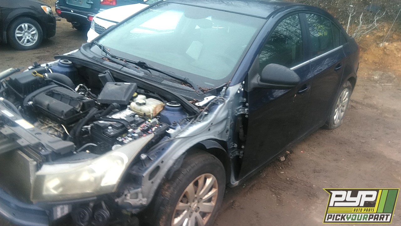 2011 CHEVROLET CRUZE partes disponibles