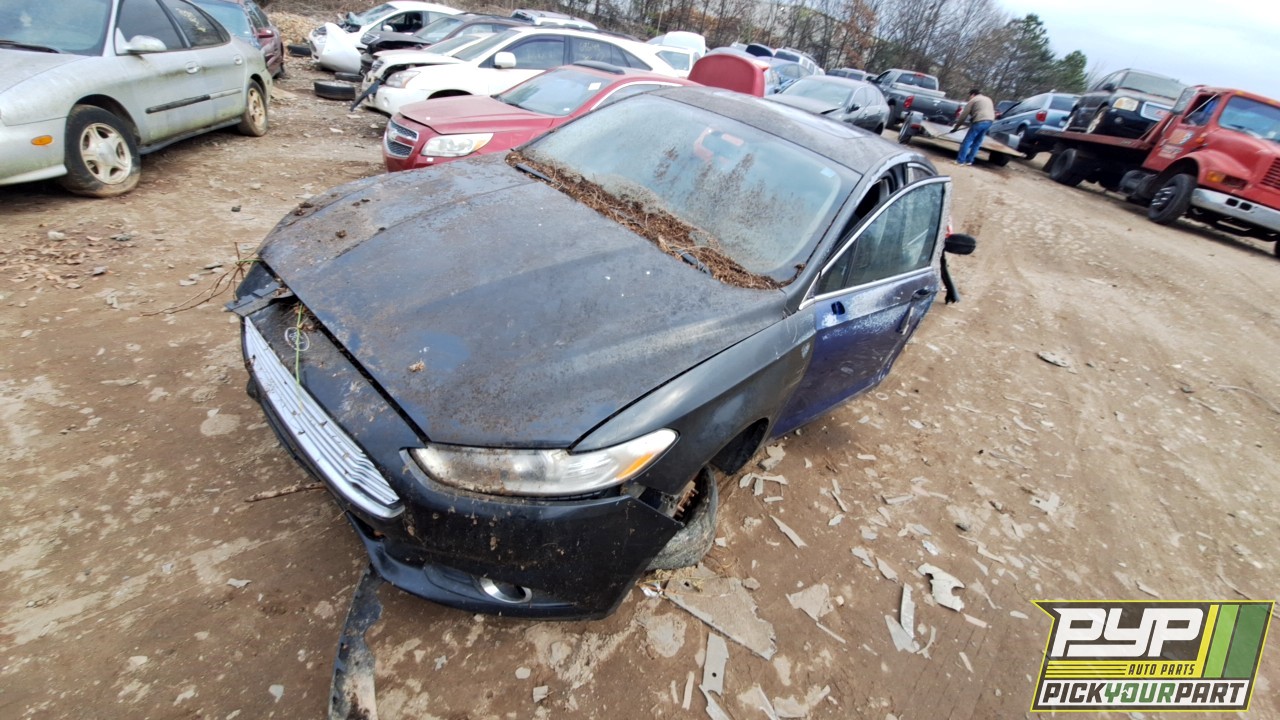 2013 FORD FUSION partes disponibles