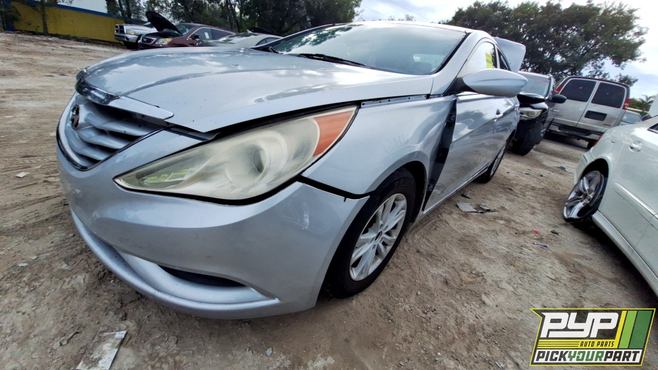 2011 HYUNDAI SONATA partes disponibles