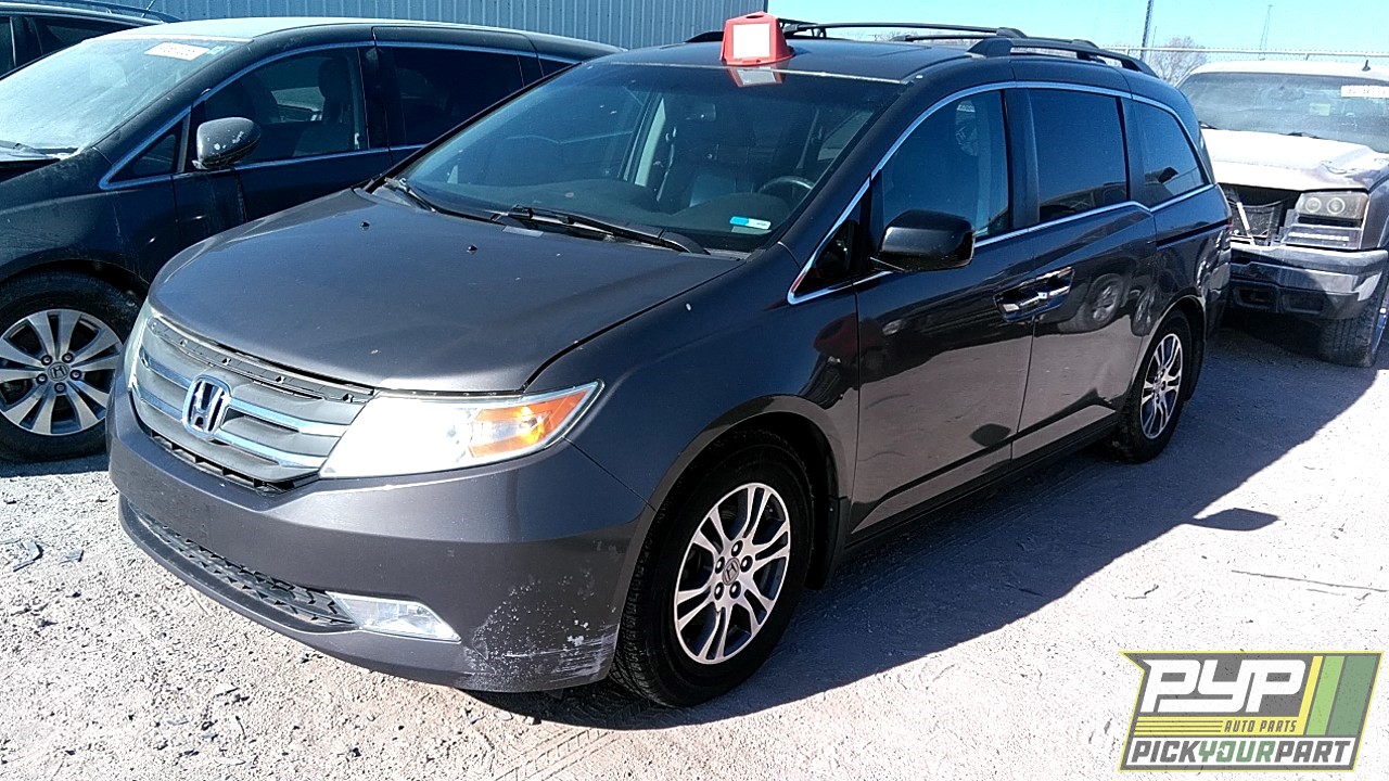 2011 HONDA ODYSSEY available for parts