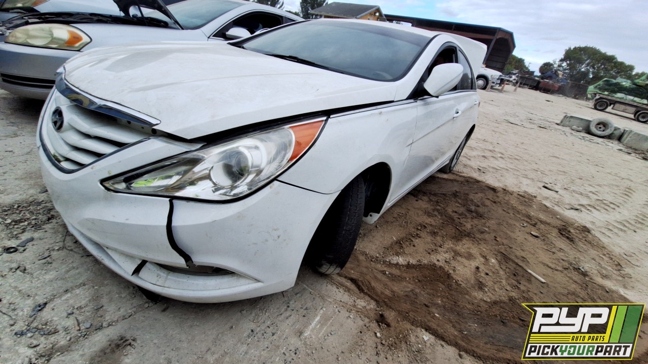 2013 HYUNDAI SONATA partes disponibles