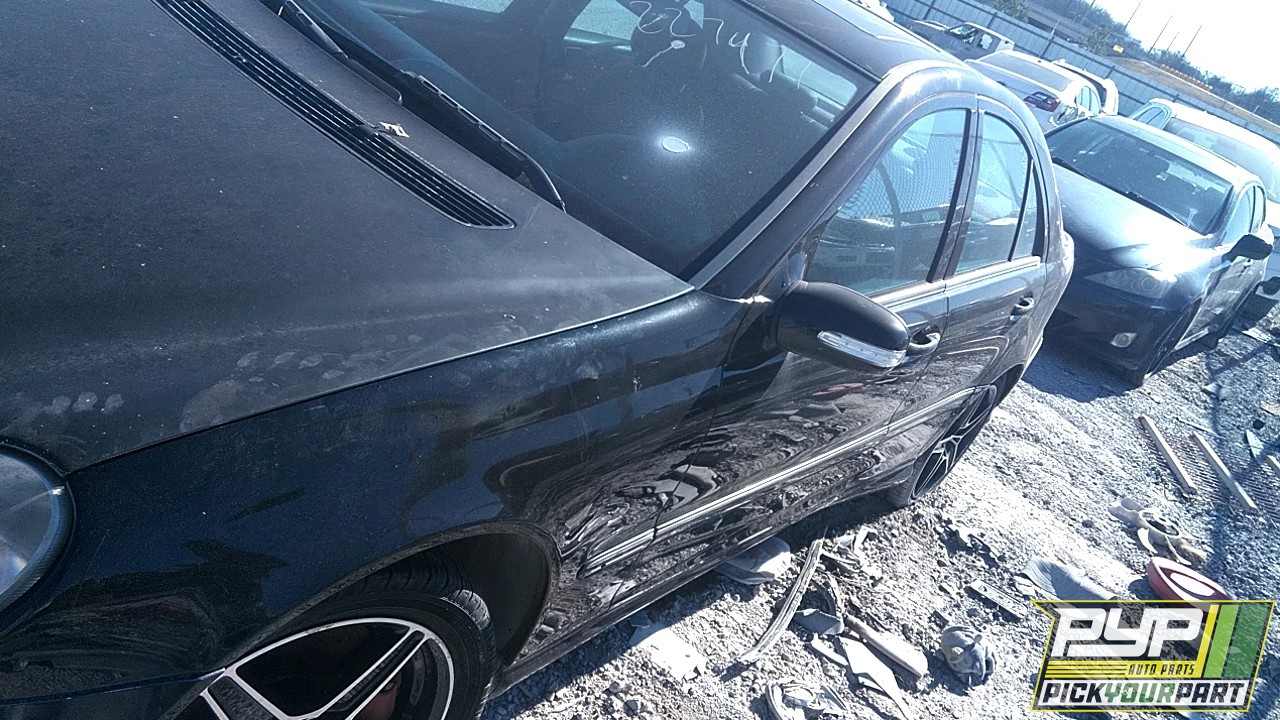 2005 MERCEDES-BENZ C230 partes disponibles
