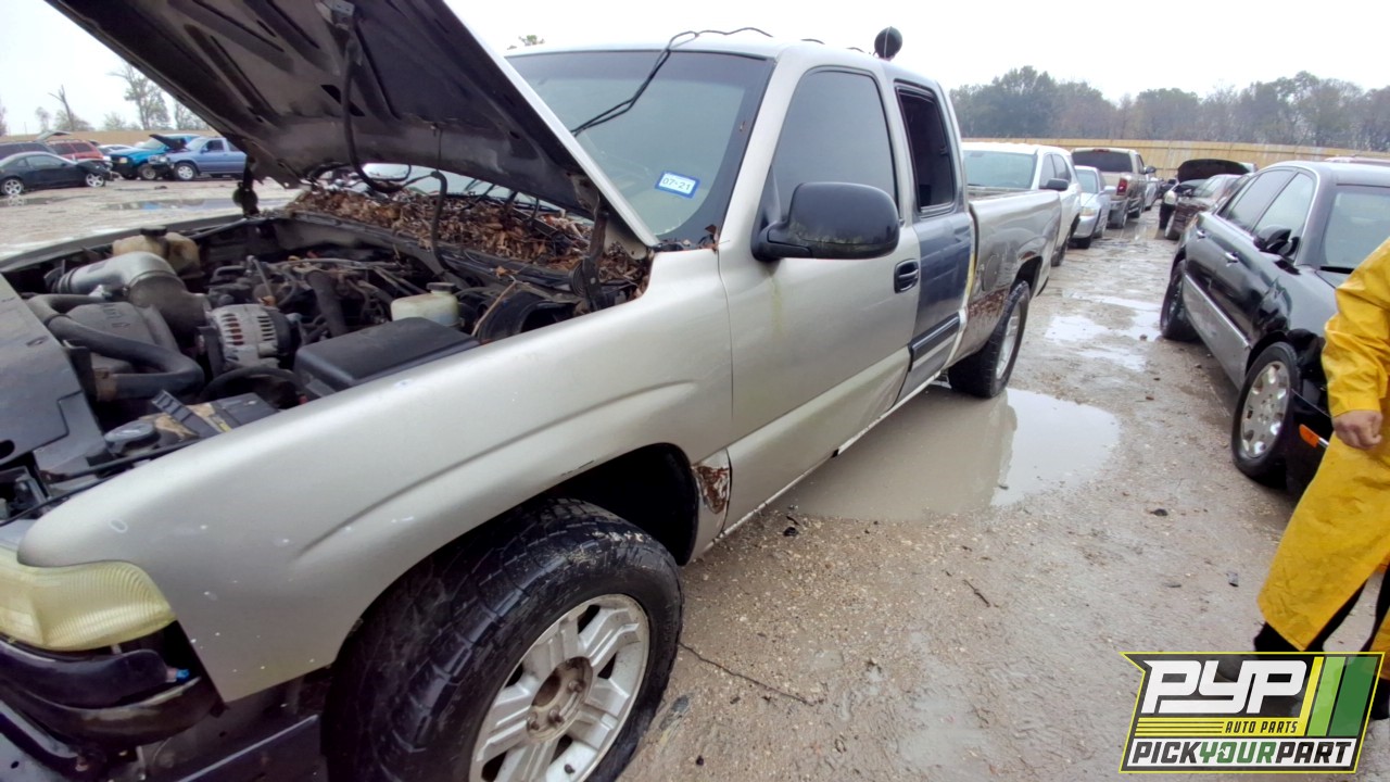 2002 CHEVROLET SILVERADO 1500 available for parts