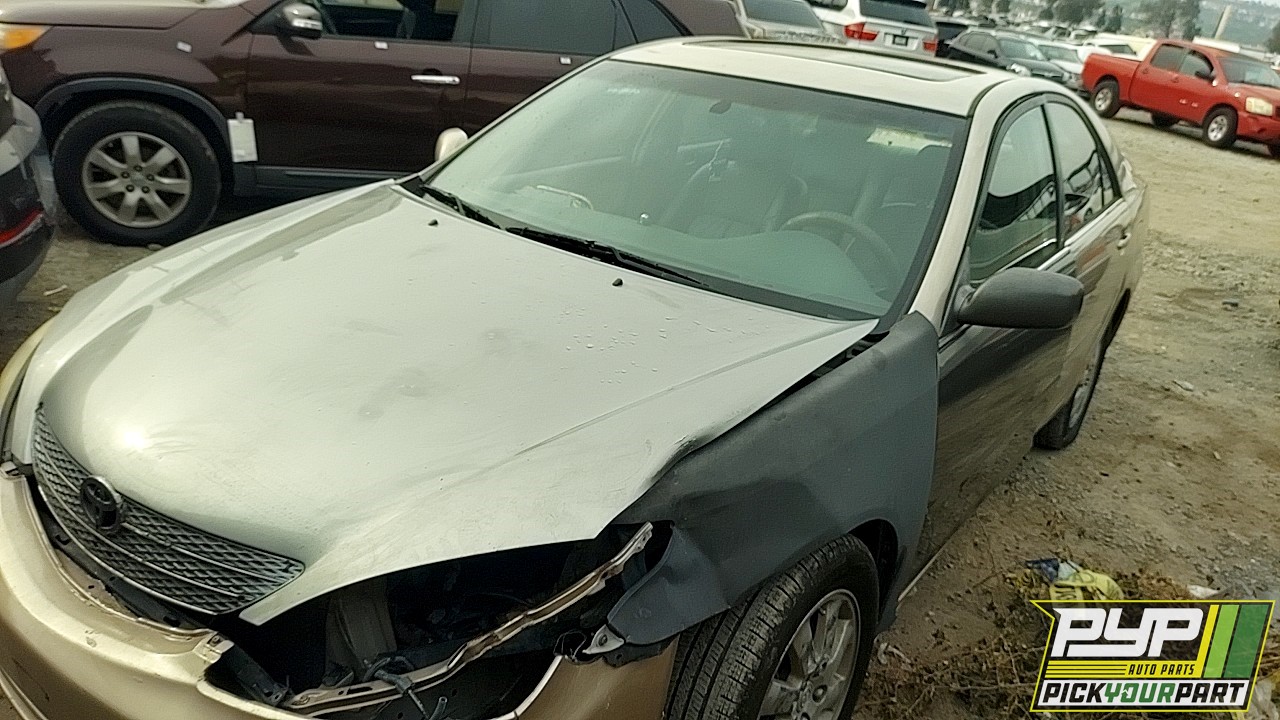 2003 TOYOTA CAMRY partes disponibles