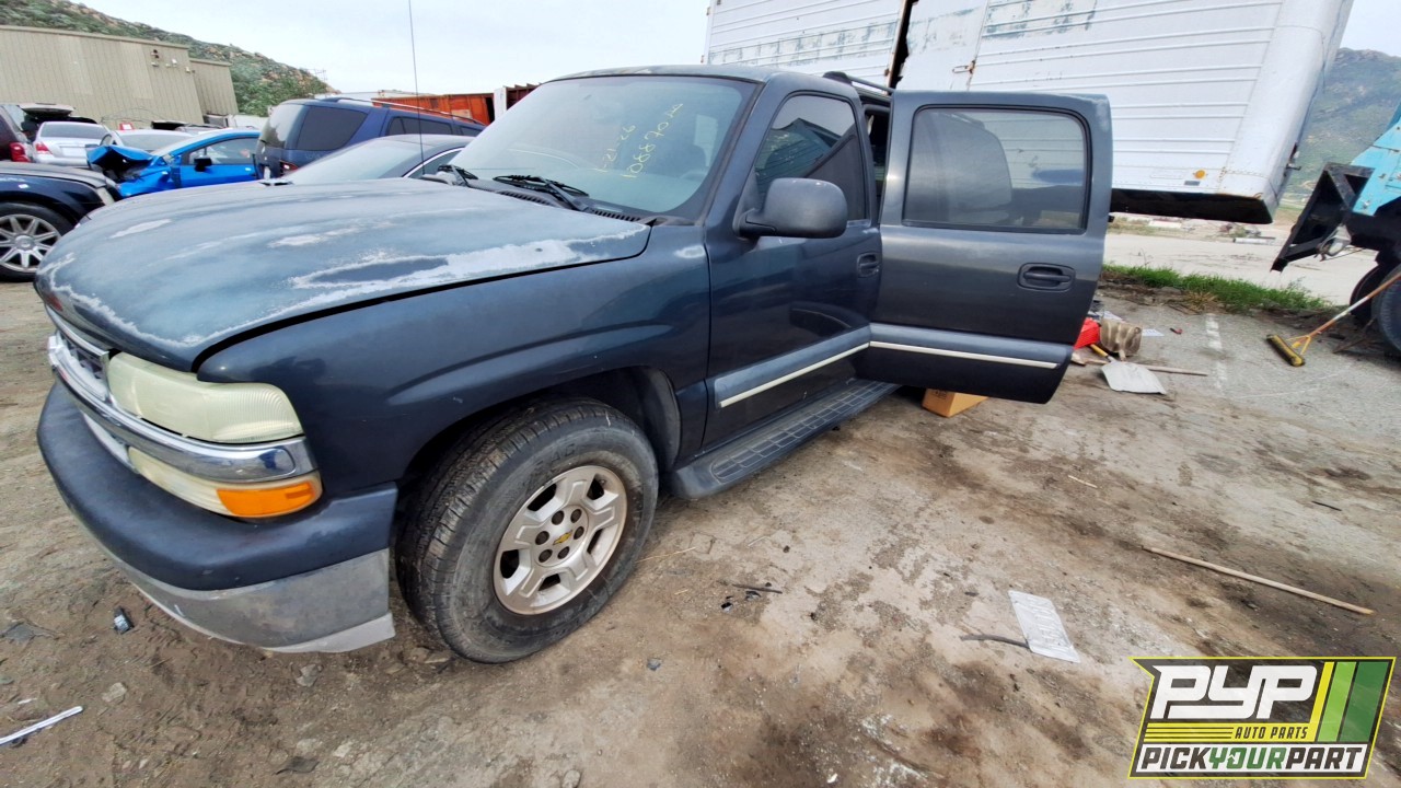 2004 CHEVROLET SUBURBAN 1500 partes disponibles
