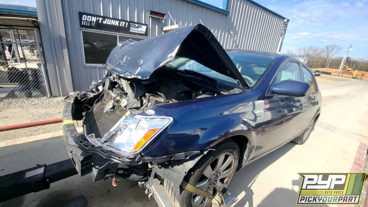 2007 TOYOTA AVALON available for parts