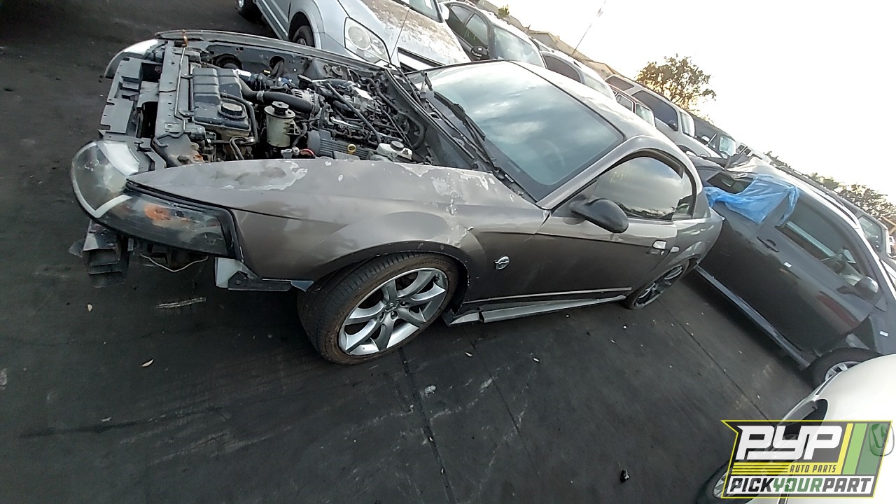 2004 FORD MUSTANG partes disponibles
