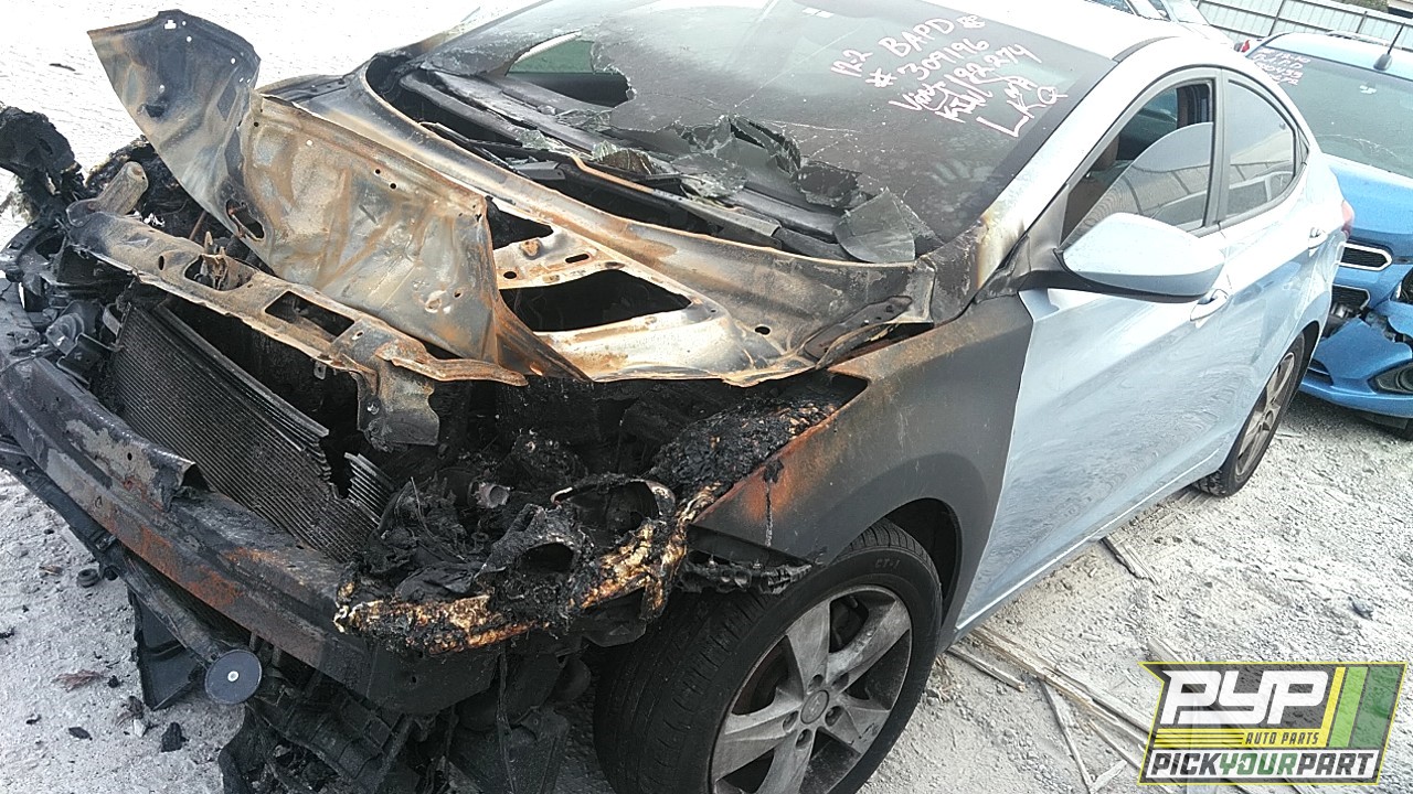 2012 HYUNDAI ELANTRA partes disponibles