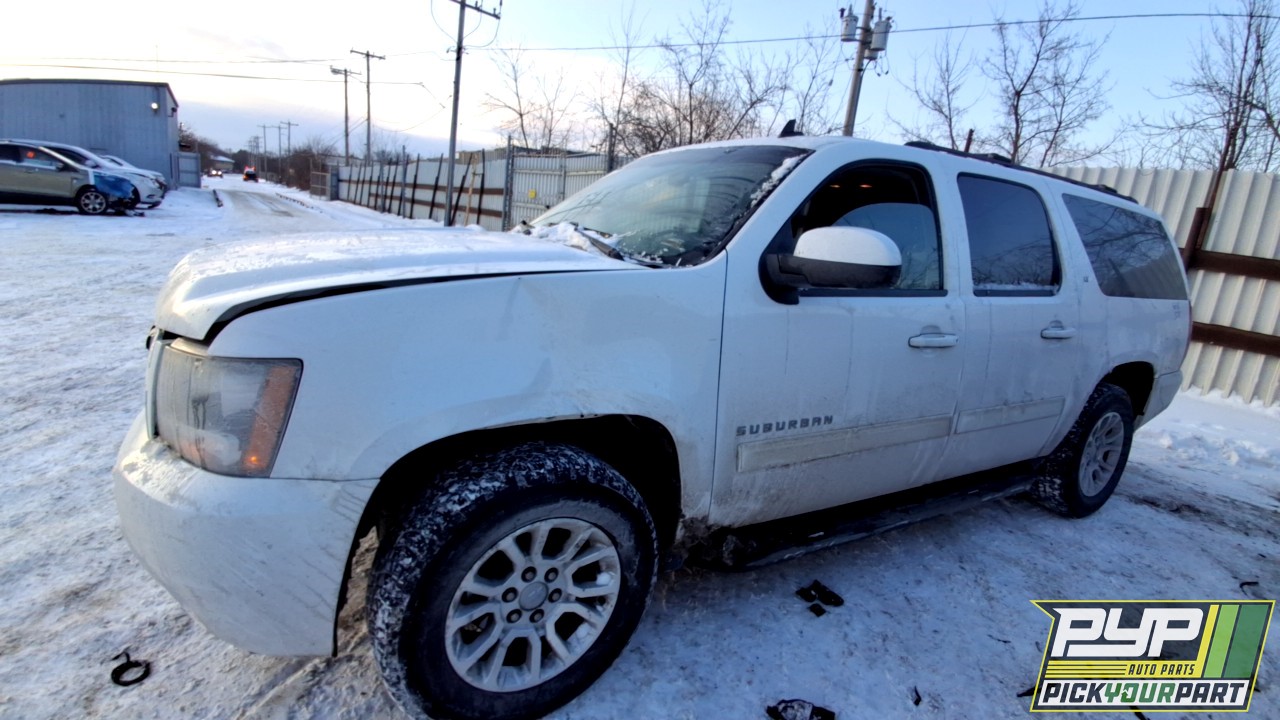 2013 CHEVROLET SUBURBAN 1500 partes disponibles