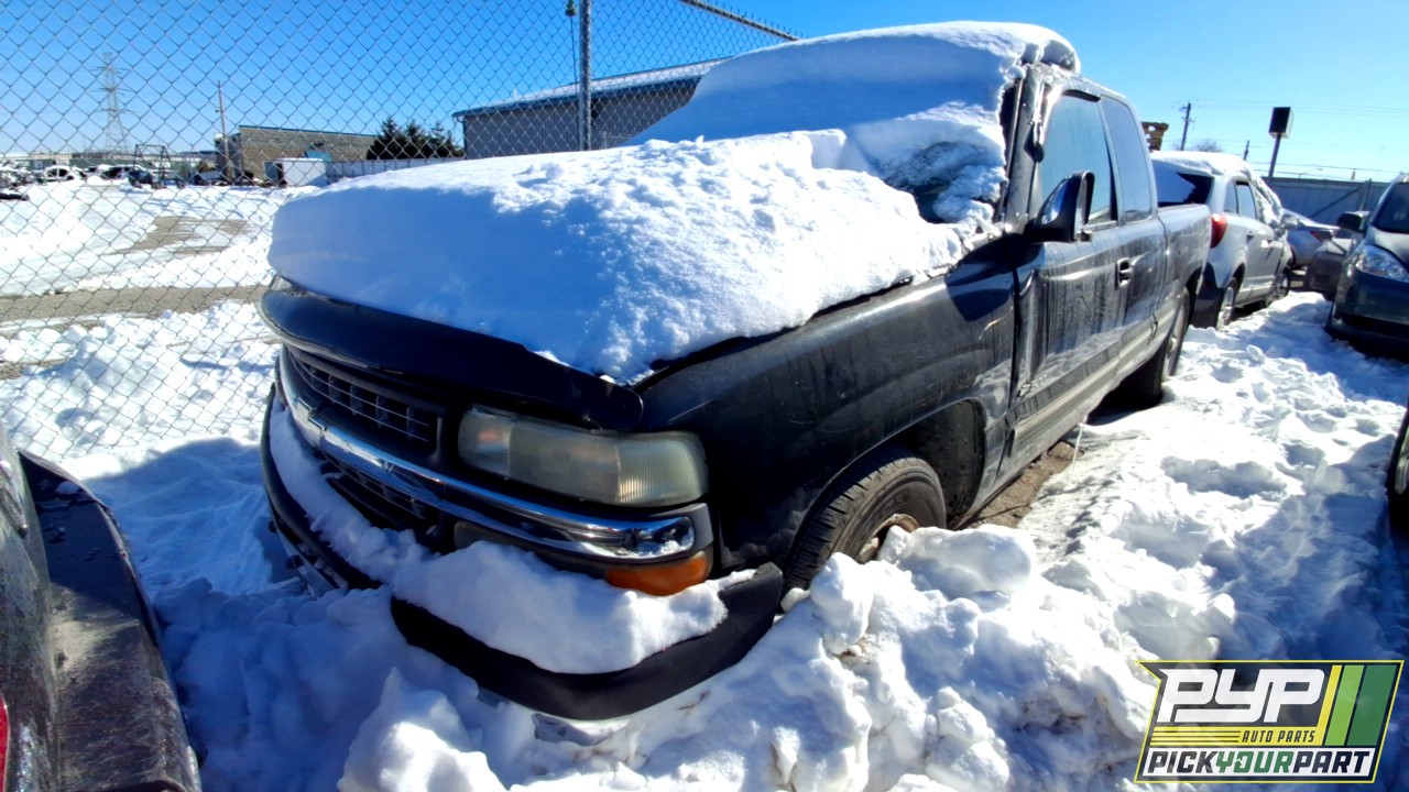 2001 CHEVROLET SILVERADO 1500 available for parts