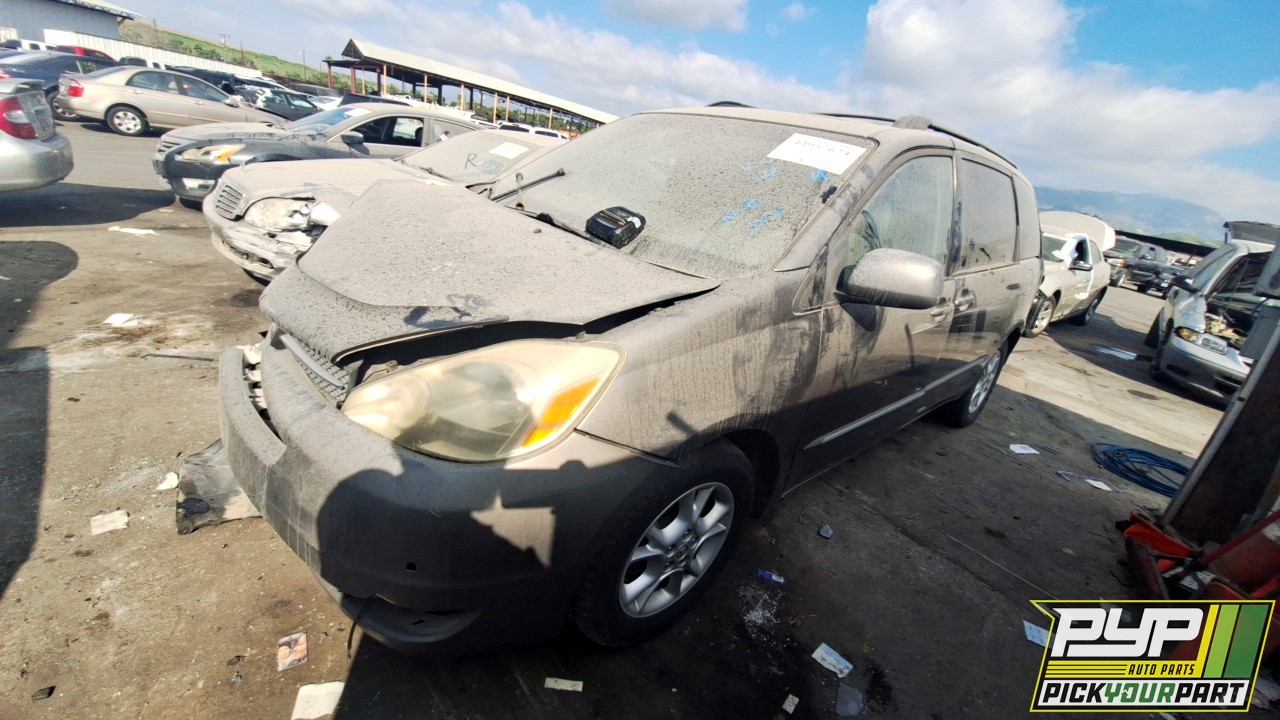 2005 TOYOTA SIENNA available for parts