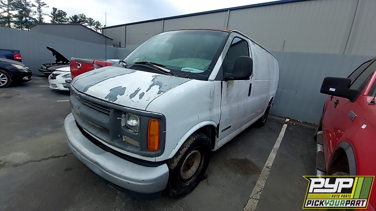 2000 CHEVROLET EXPRESS 2500 available for parts