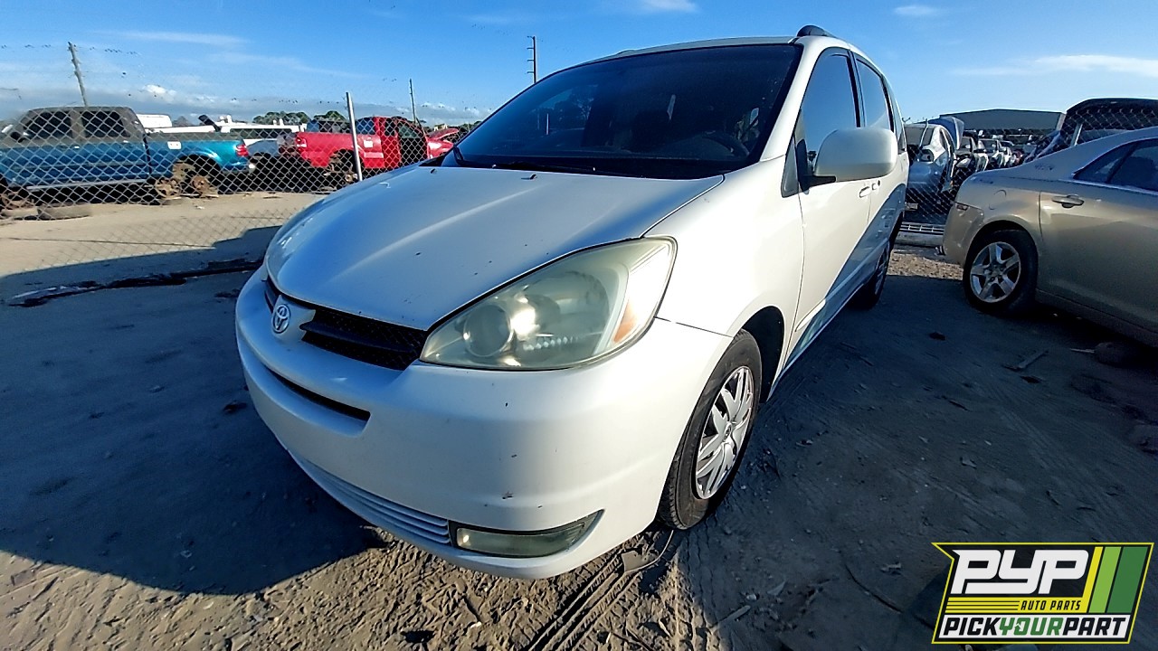 2005 TOYOTA SIENNA available for parts
