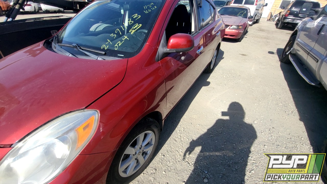 2014 NISSAN VERSA partes disponibles