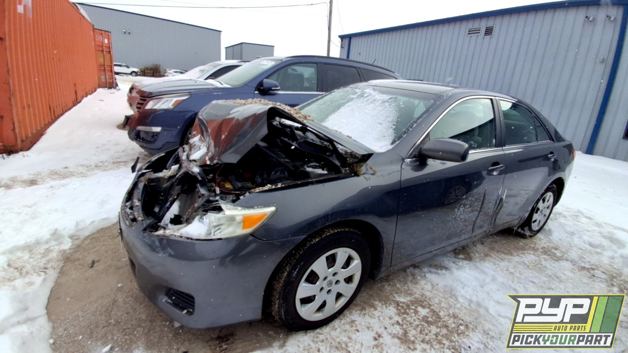 2010 TOYOTA CAMRY partes disponibles