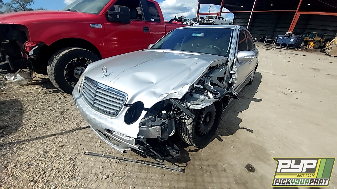 2005 MERCEDES-BENZ E500 partes disponibles