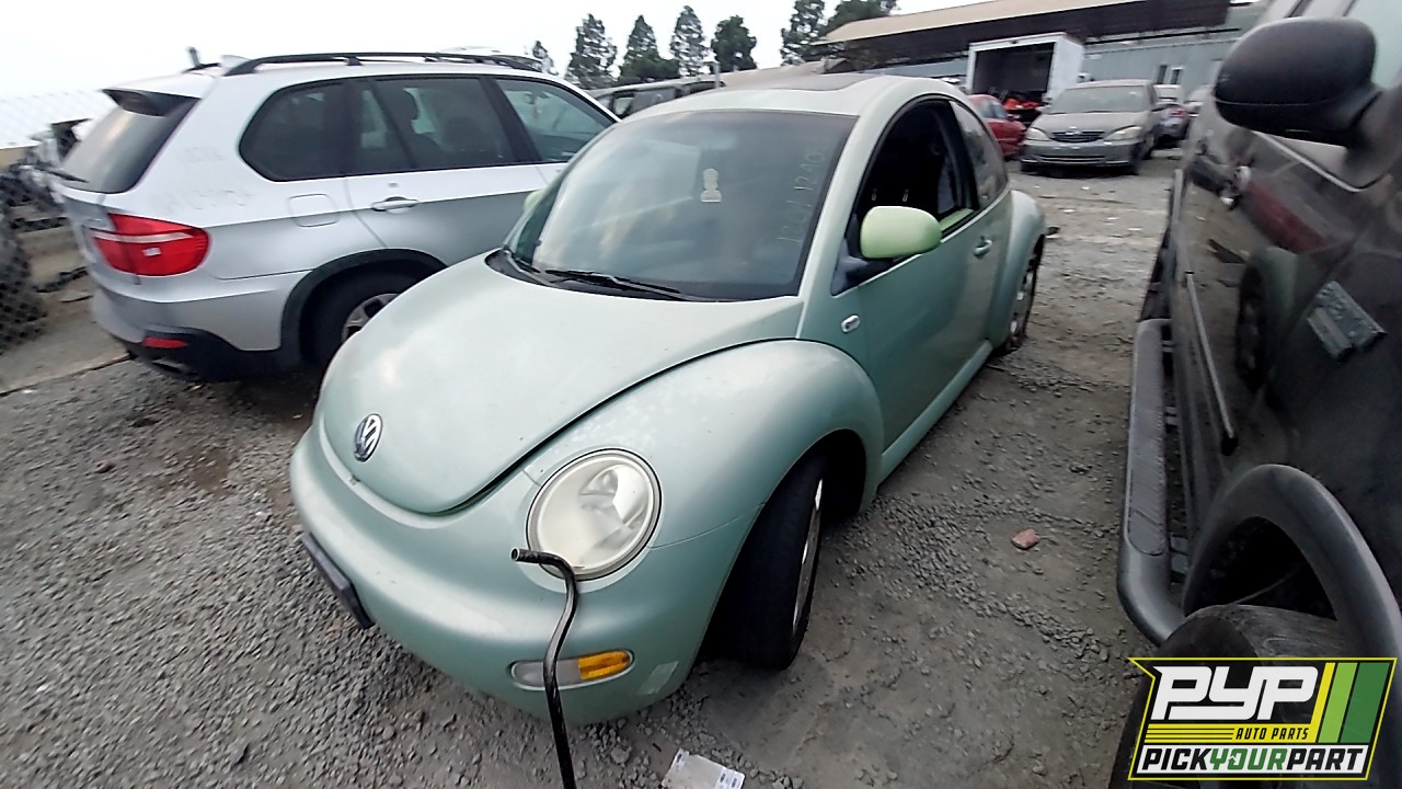 2000 VOLKSWAGEN BEETLE partes disponibles