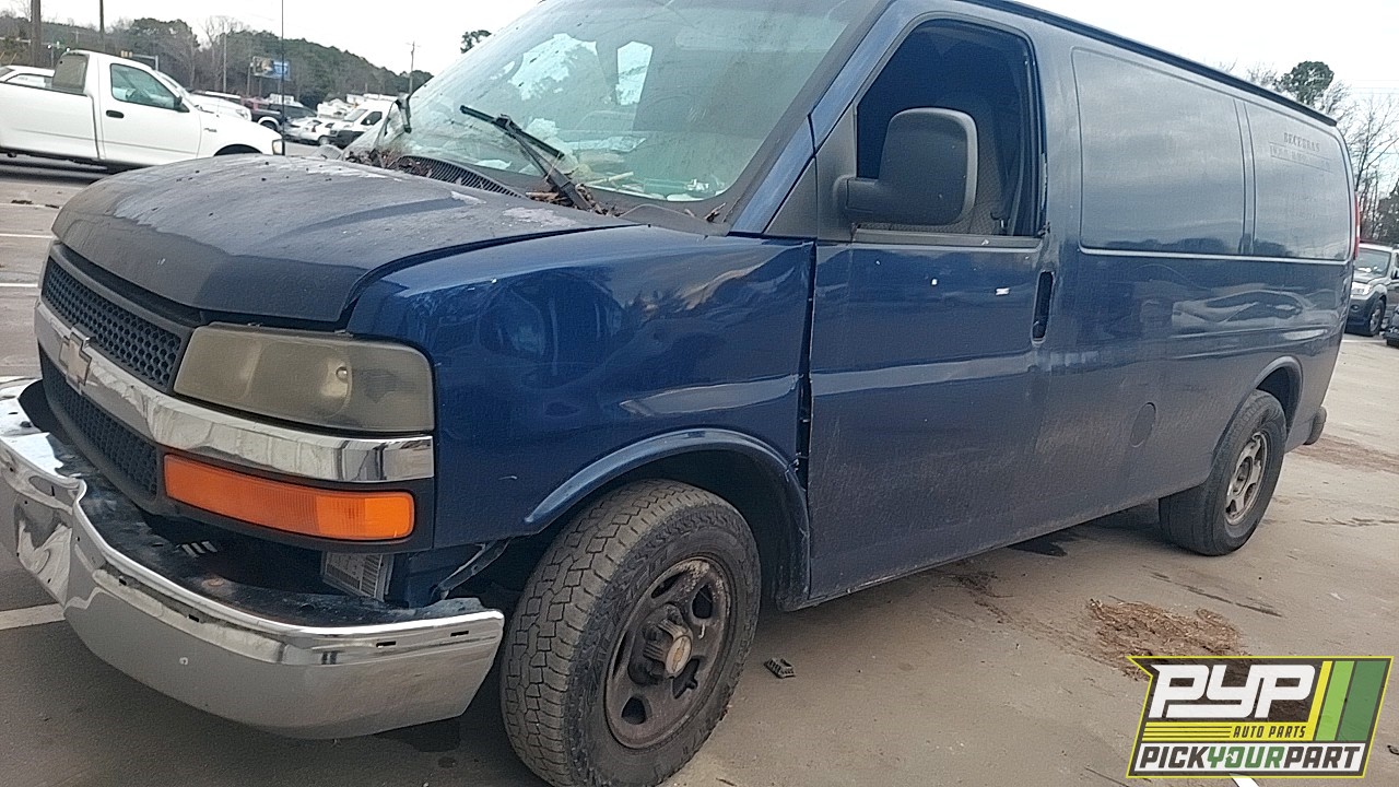 2004 CHEVROLET EXPRESS 1500 partes disponibles