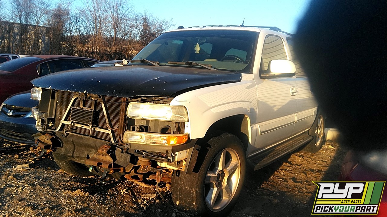 2004 CHEVROLET SUBURBAN 1500 partes disponibles
