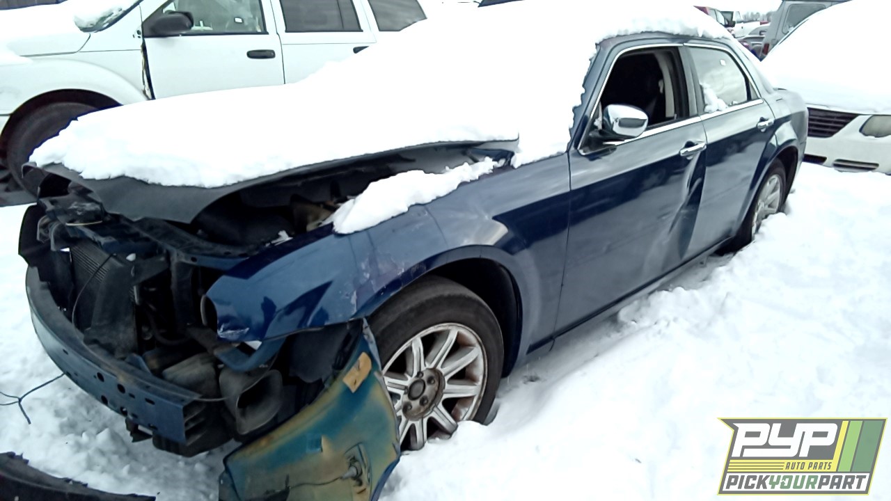 2010 CHRYSLER 300 available for parts