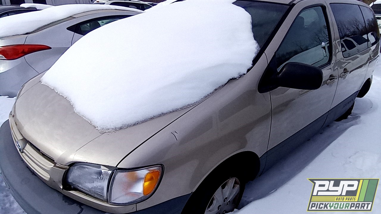 2000 TOYOTA SIENNA available for parts