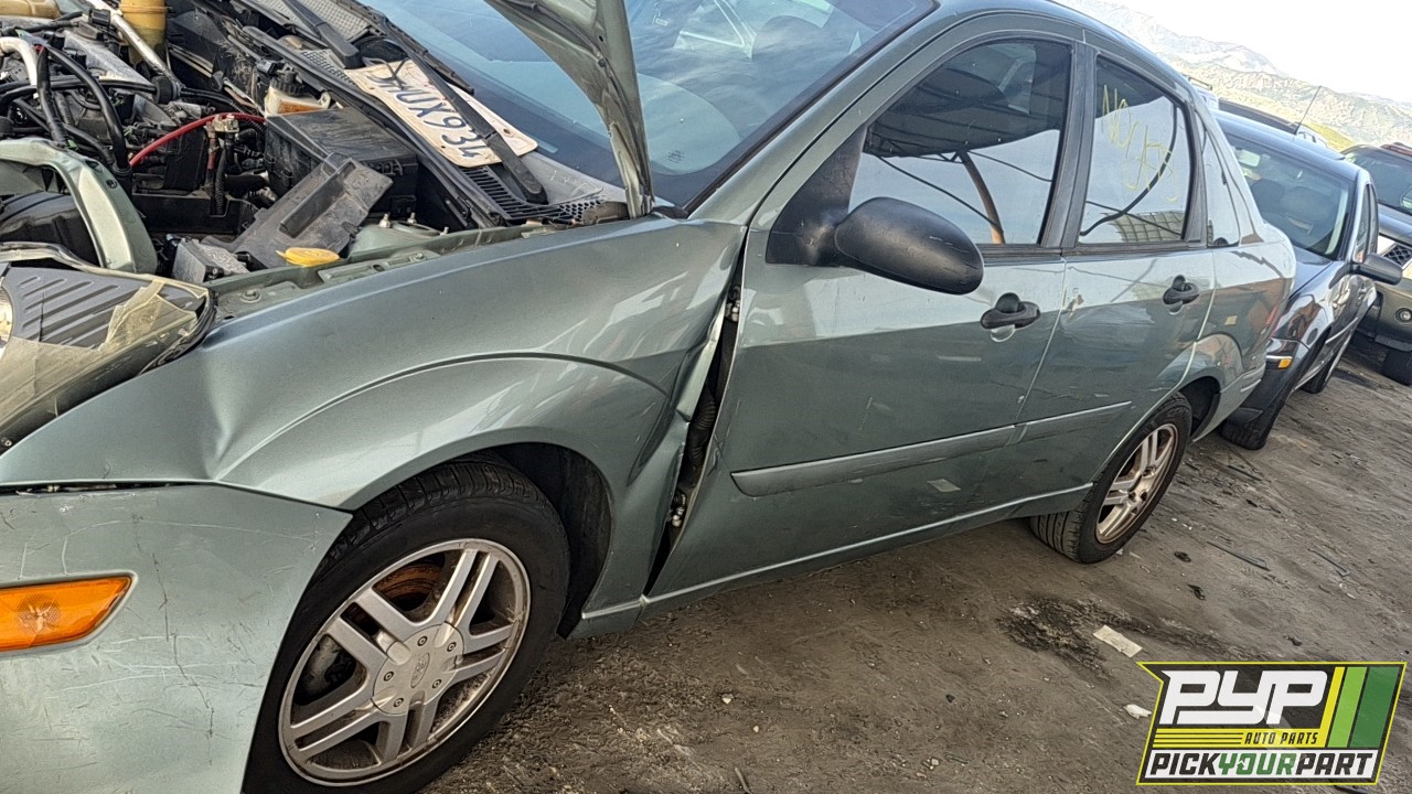 2004 FORD FOCUS available for parts