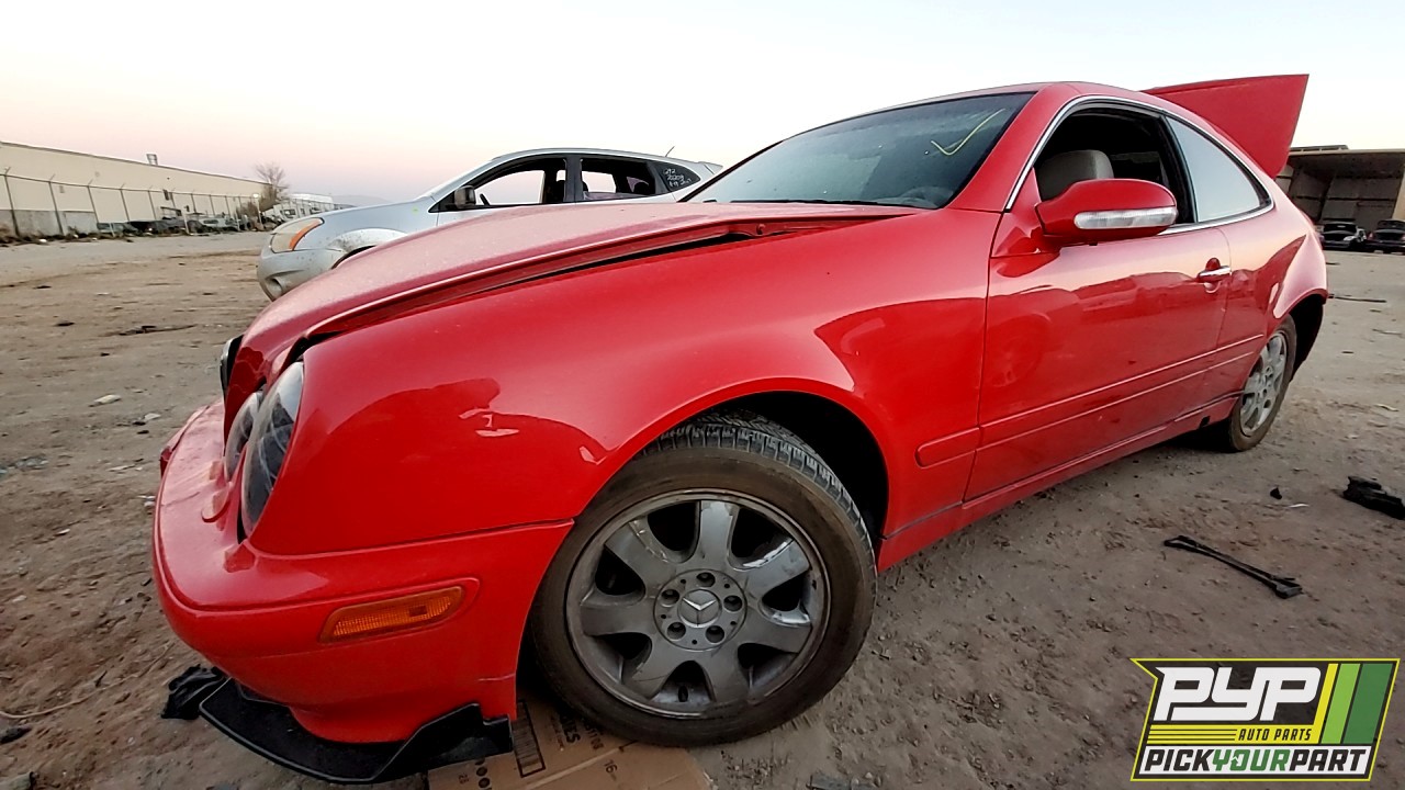 2000 MERCEDES-BENZ CLK320 available for parts